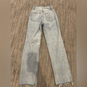 these are a size 22 packs on 90s boyfriend jeans.I do not fit into them anymore